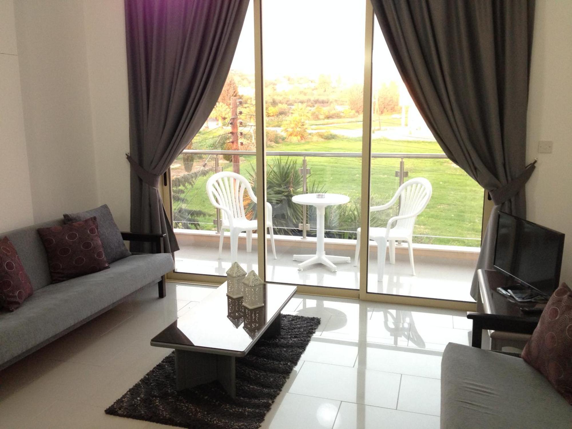 Panklitos Tourist Apartments Paphos Room photo