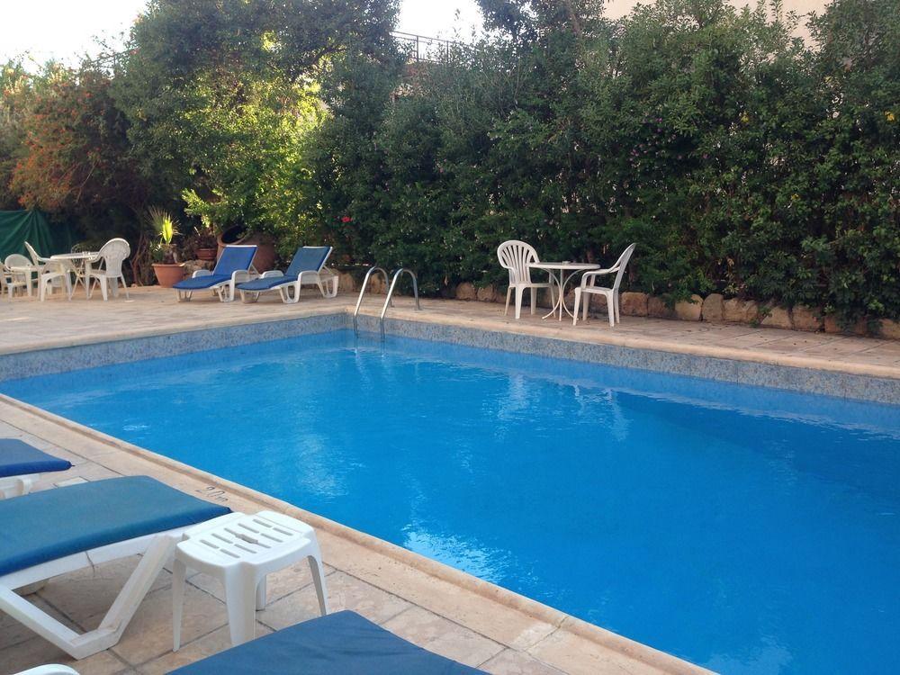 Panklitos Tourist Apartments Paphos Exterior photo